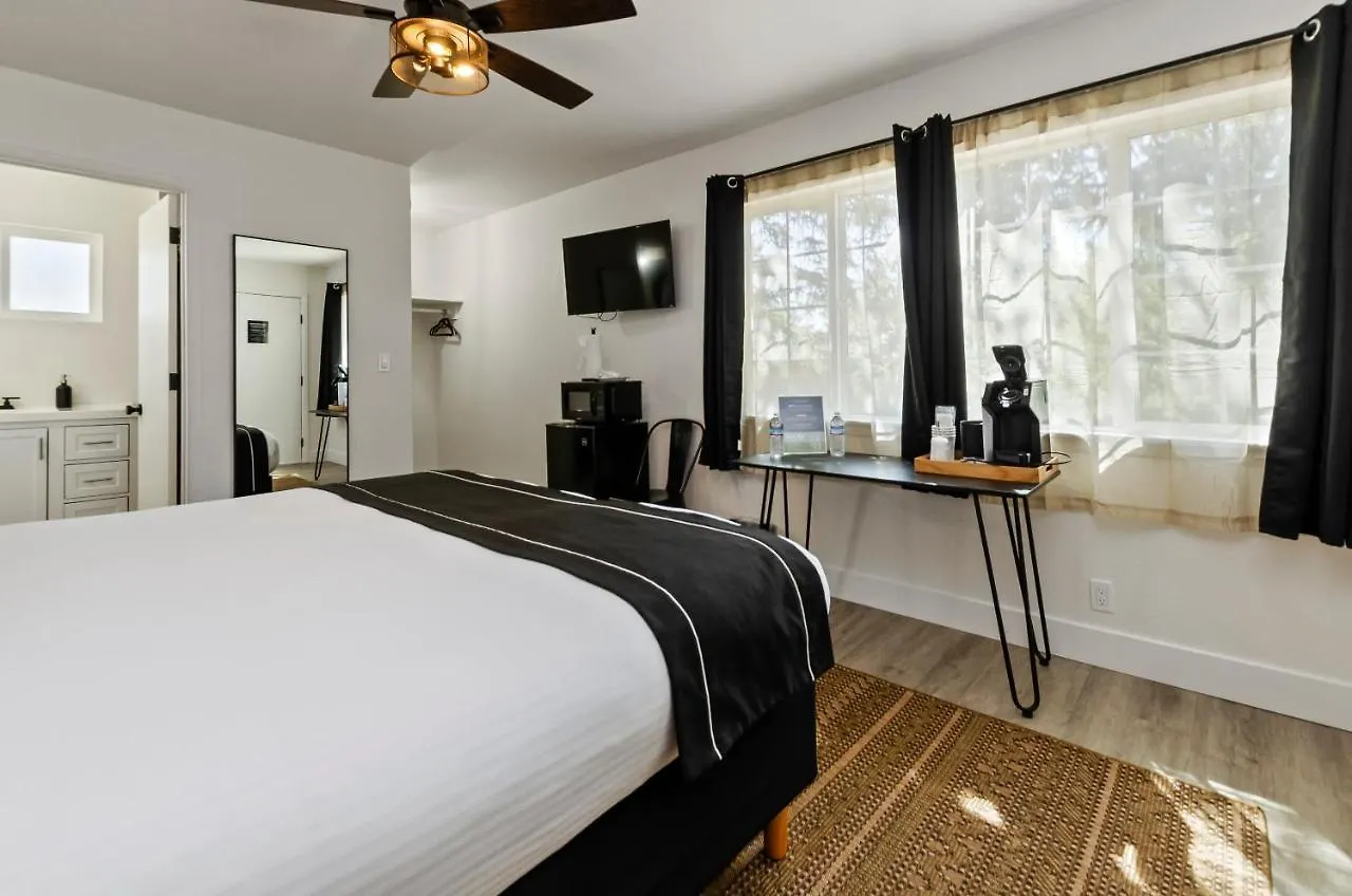 ***  The Jeffrey Hotel United States